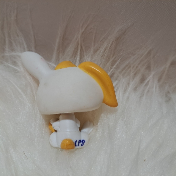 Littlest Pet Shop | #1417 Yellow And White Long Ear Bunny Green Eyes LPS - Picture 4 of 8